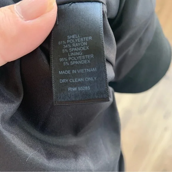 Express Women's Black Blazer One Button Tailored‎ Fit Size 4 Preppy - Picture 13 of 13